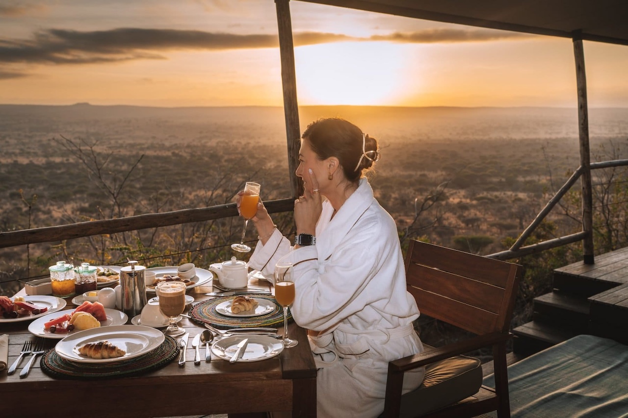 Lemala Mpingo Ridge Lodge Breakfast Room